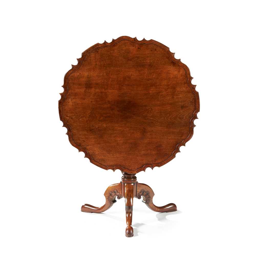 GEORGE III LARGE MAHOGANY PIECRUST 2cccaa