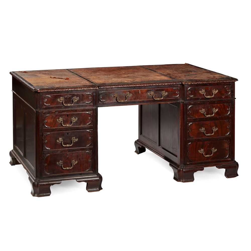 GEORGIAN STYLE CHIPPENDALE REVIVAL 2ccd4c