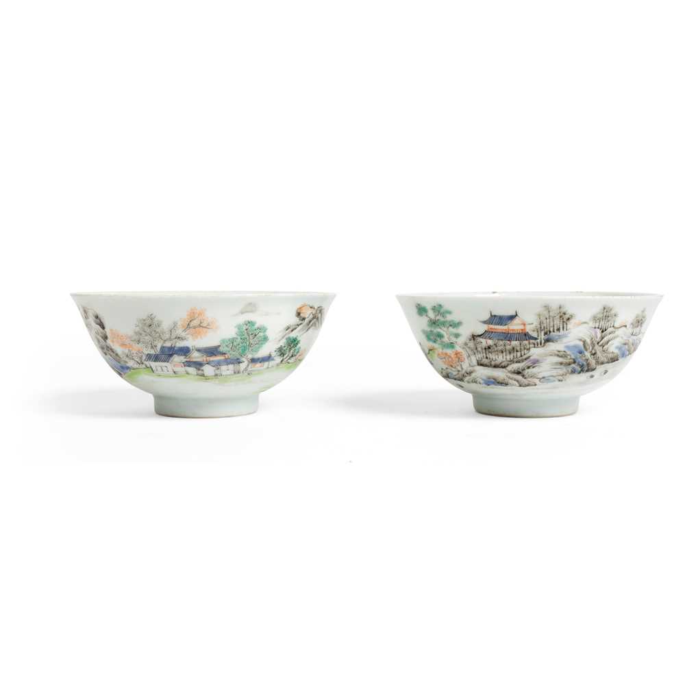 PAIR OF FAMILLE ROSE BOWLS QING 2cceb1