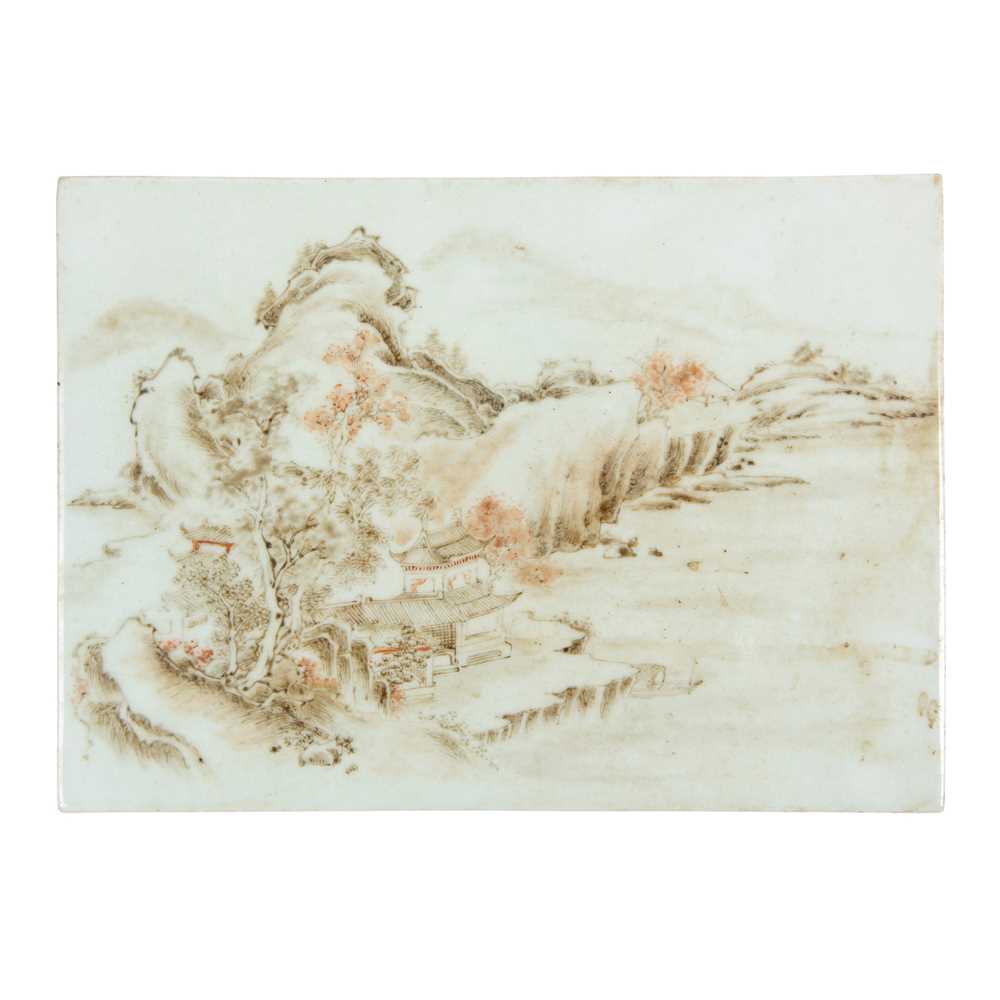 GRISAILLE DECORATED PORCELAIN PLAQUE QING 2ccecf