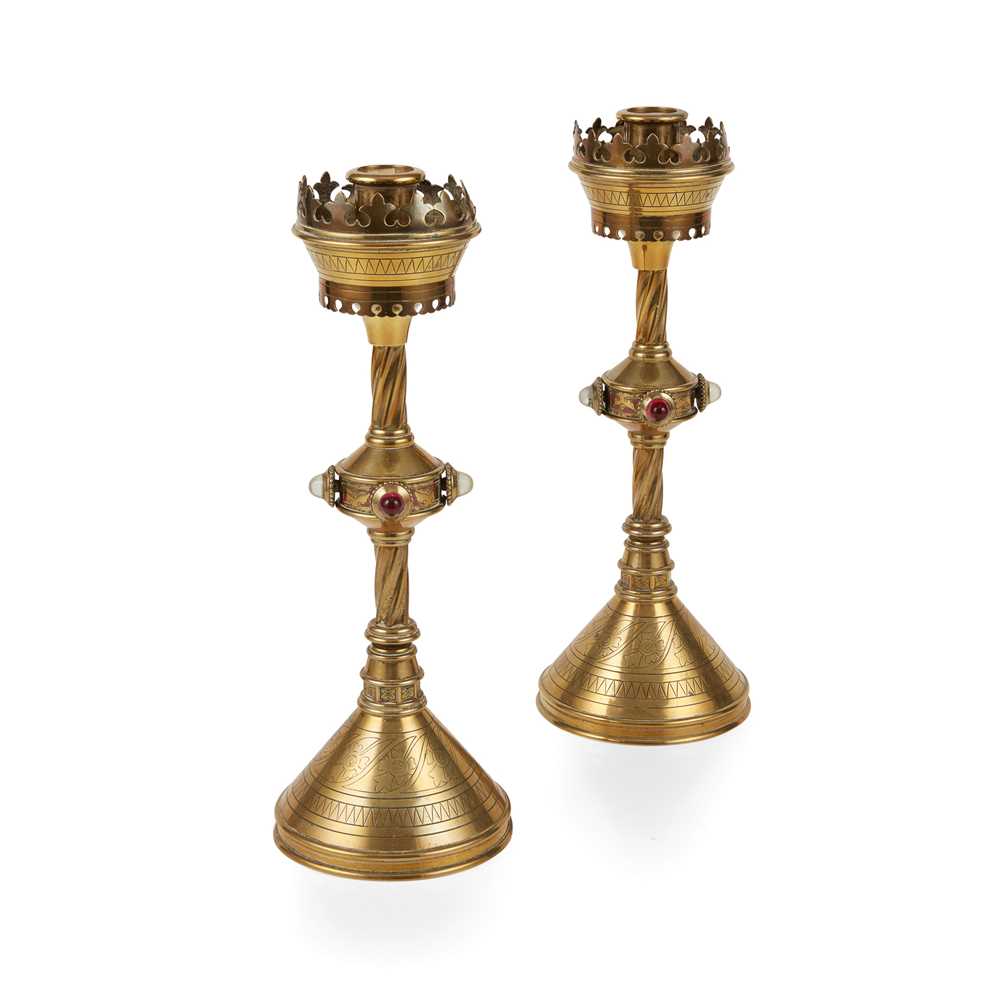 ENGLISH
PAIR OF GOTHIC REVIVAL