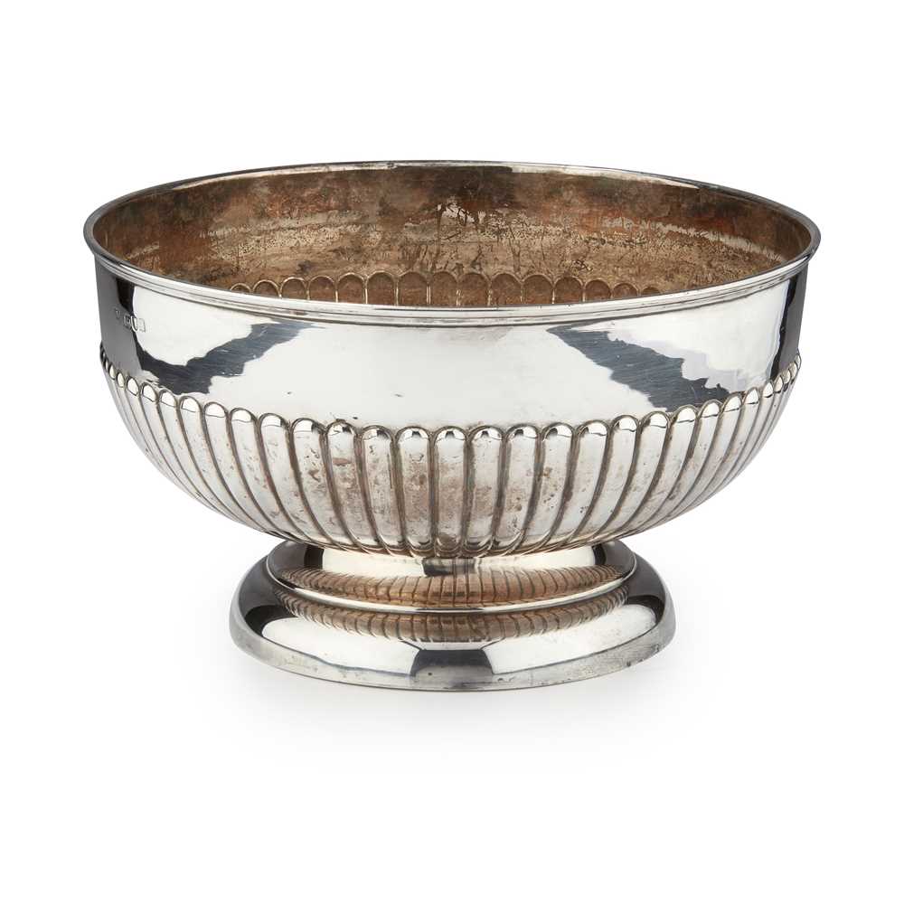 AN EDWARDIAN PUNCH BOWL
ROBERT