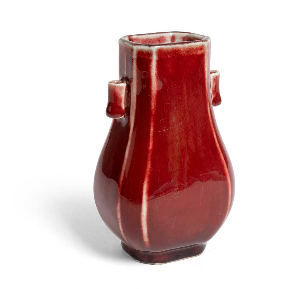 RED GLAZED ARROW VASE QIANLONG 2cd2d2