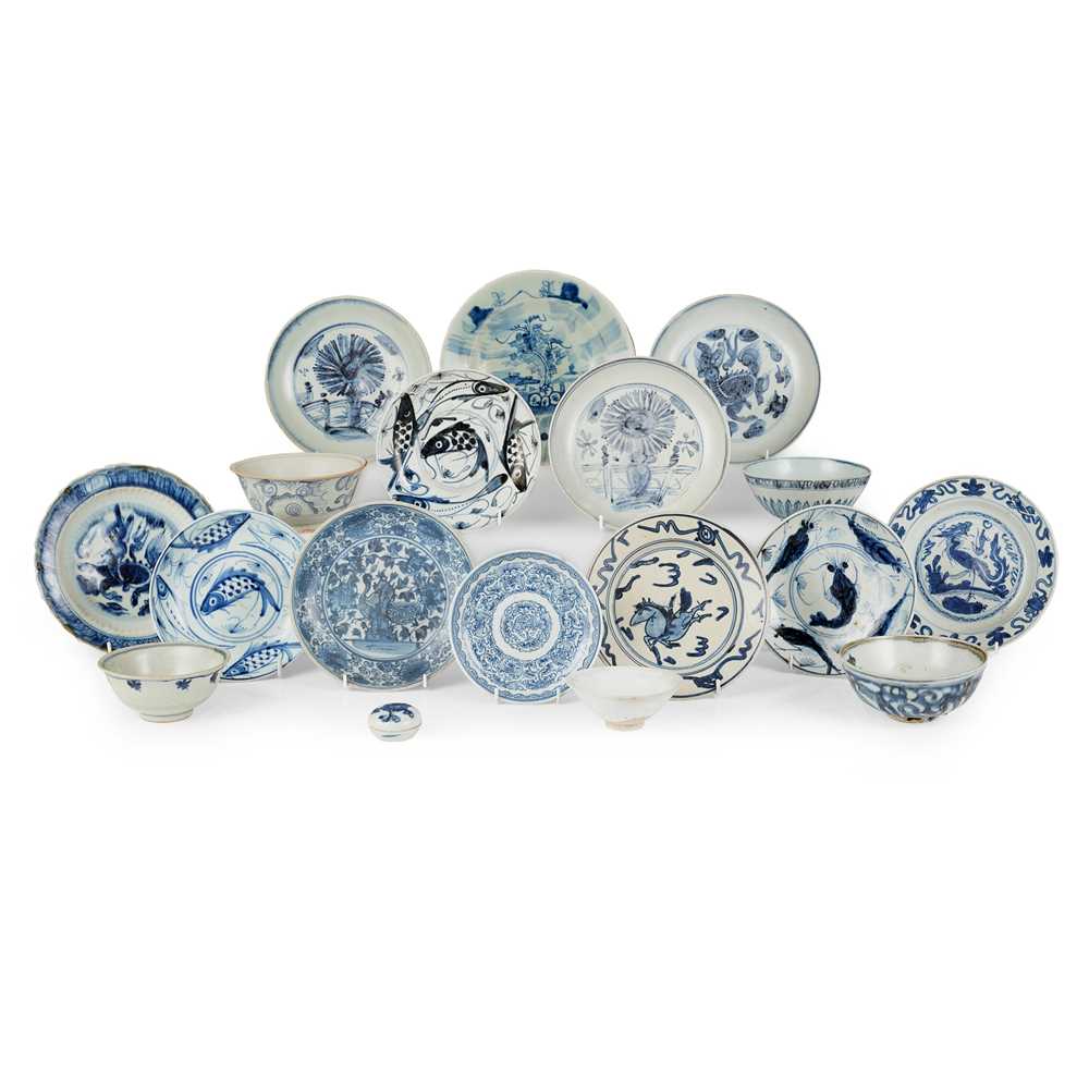 GROUP OF SEVENTEEN BLUE AND WHITE