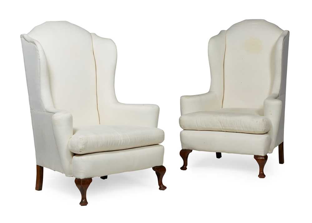 PAIR OF GEORGE I STYLE WINGBACK 2cd3f8