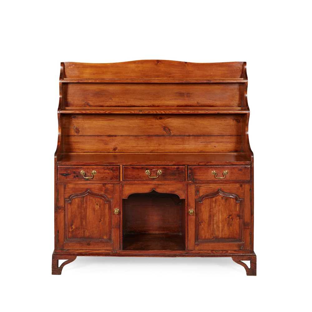 LATE GEORGIAN PROVINICAL PINE DRESSER EARLY 2cd409