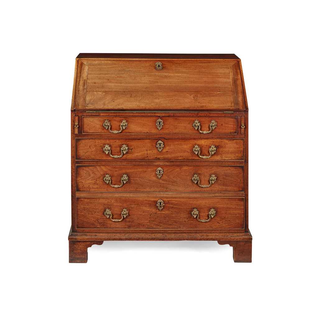 GEORGE III MAHOGANY BUREAU 18TH 2cd459