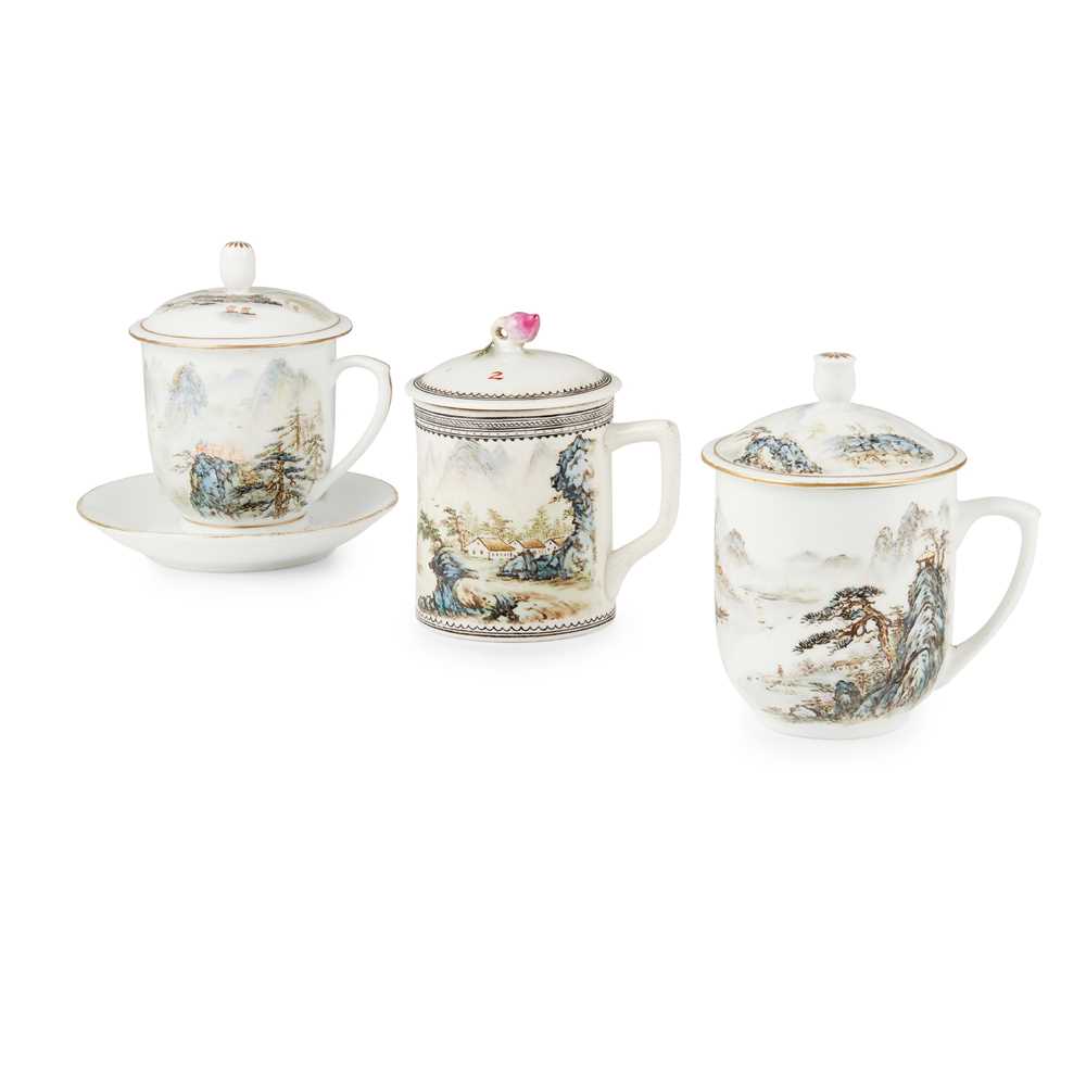 SET OF THREE FAMILLE ROSE LIDDED 2cb636