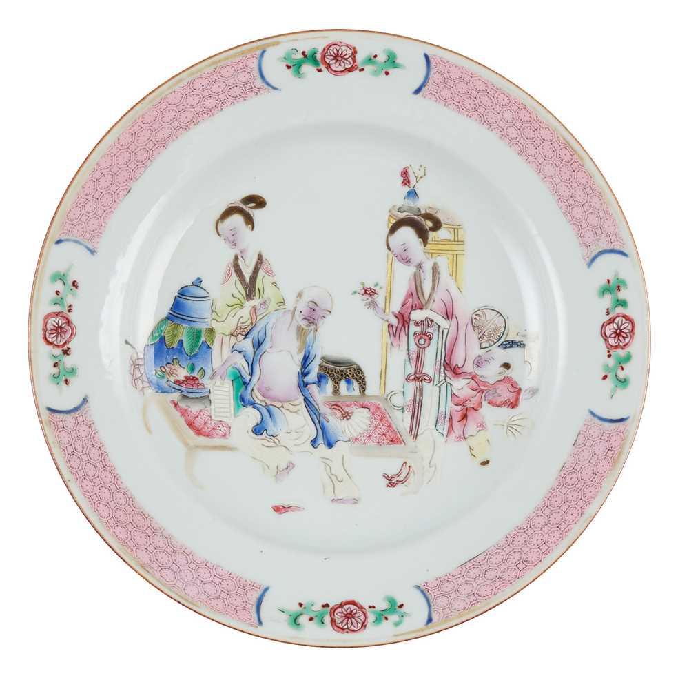 FAMILLE ROSE 'FIGURAL' PLATE ????????thinly