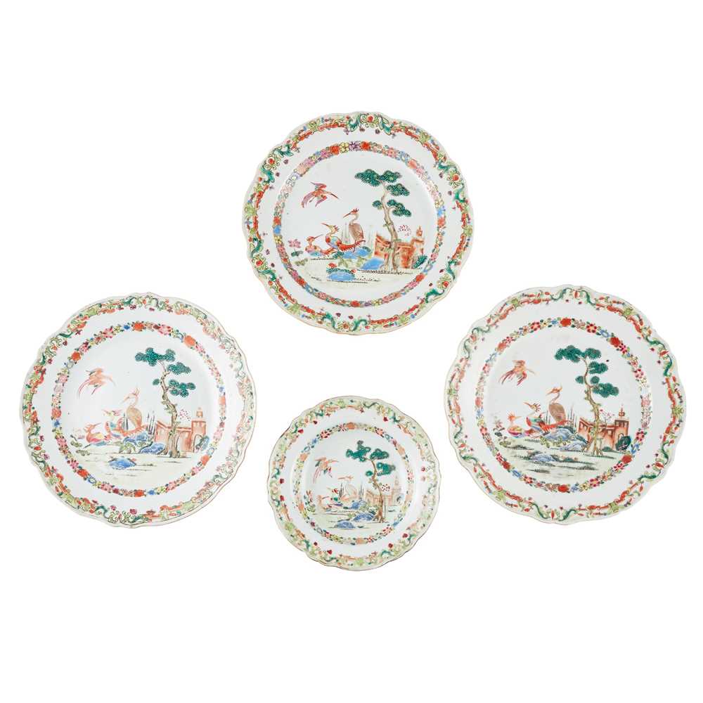 GROUP OF FOUR FAMILLE ROSE WARES QING 2cb65e