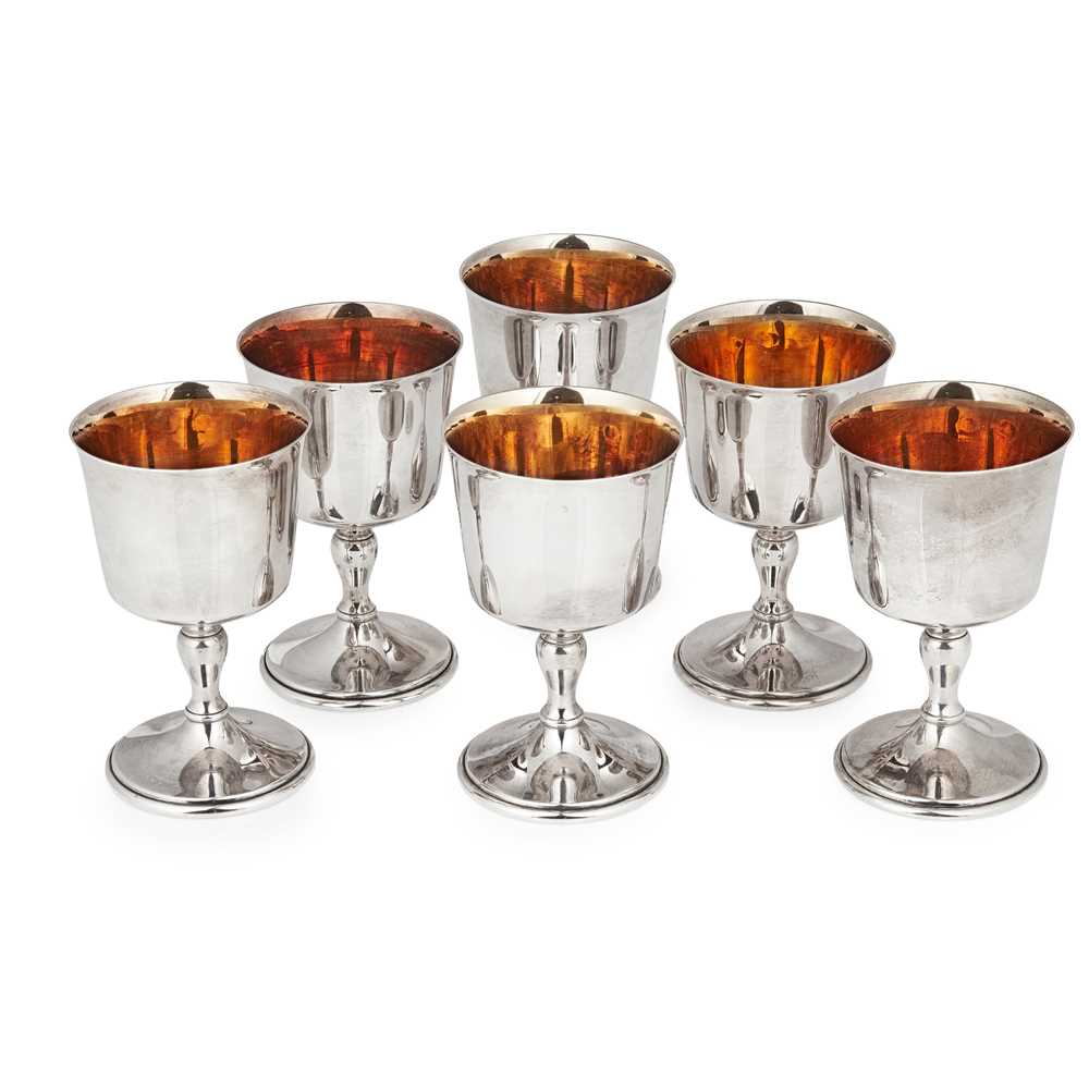 A CASED SET OF SIX 1970S GOBLETS 2cb7a3