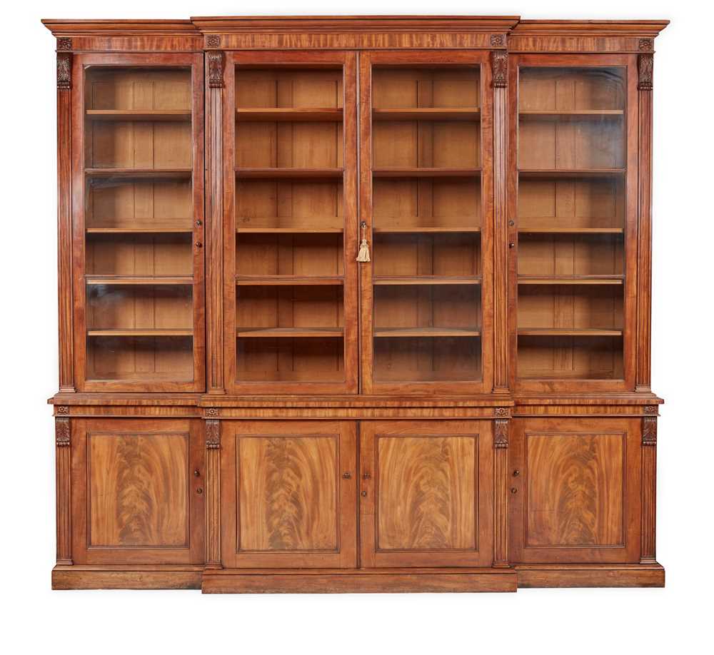 FINE REGENCY LARGE MAHOGANY BREAKFRONT 2cba39