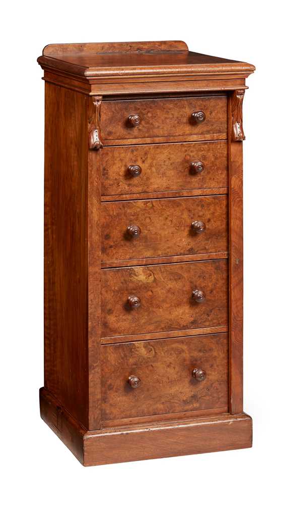 VICTORIAN WALNUT WELLINGTON CHEST
19TH