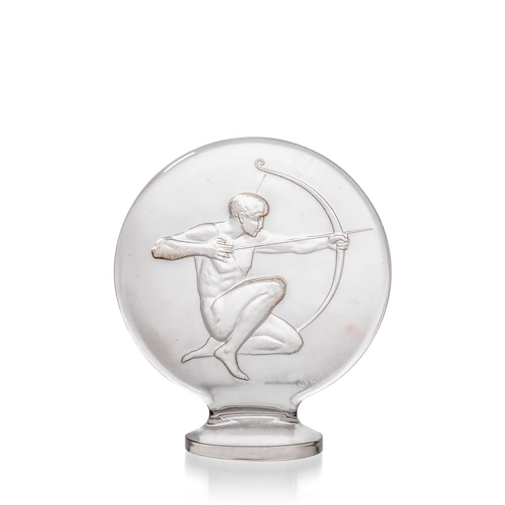 REN LALIQUE FRENCH 1860 1945 ARCHER 2cc02b