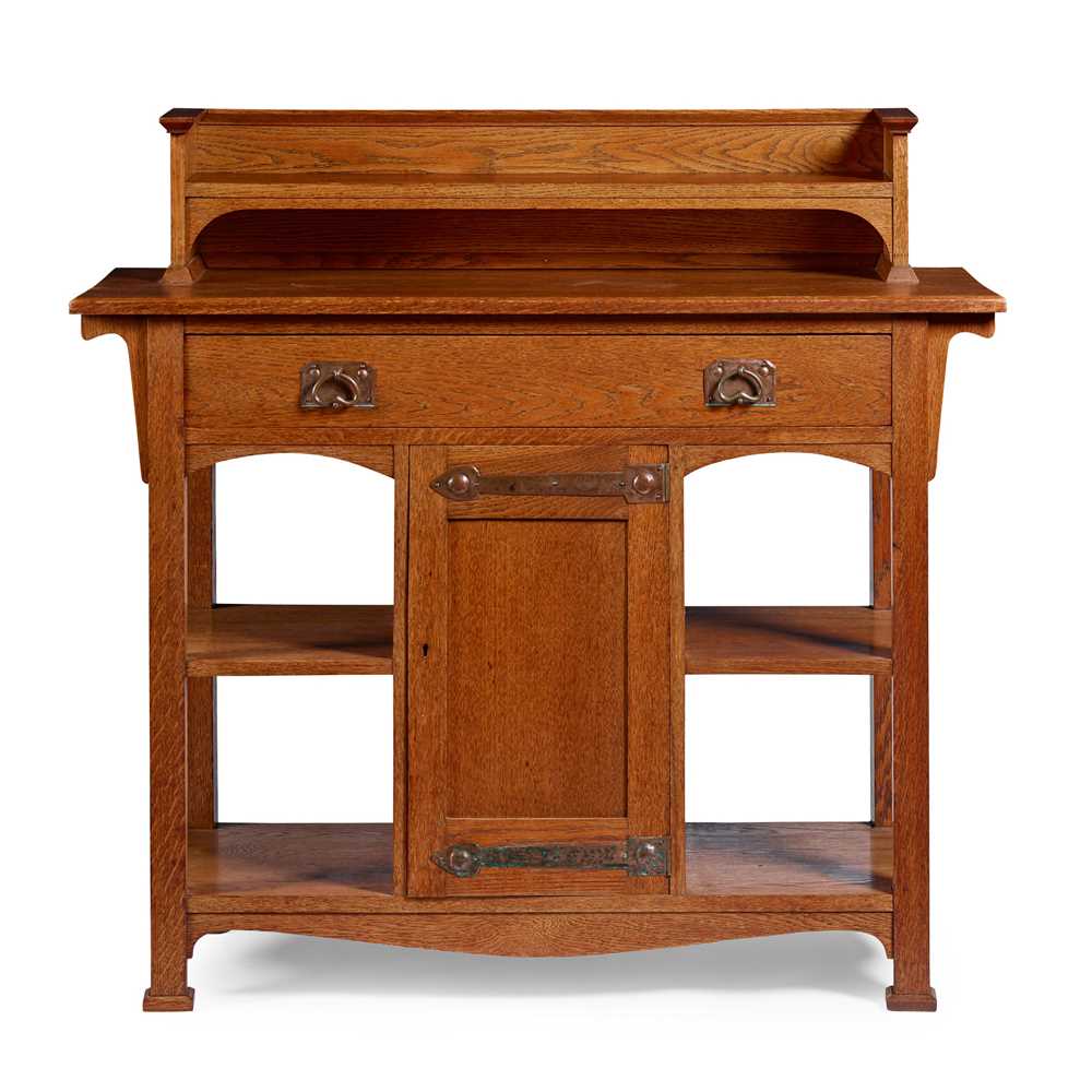 ENGLISH
ARTS & CRAFTS SMALL SIDEBOARD,