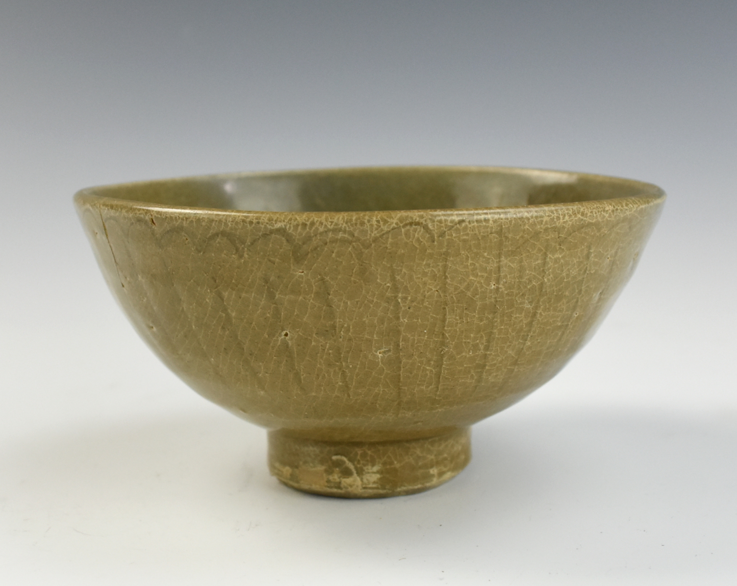 CHINESE LONGQUAN WARE CELADON BOWL  2cecc6