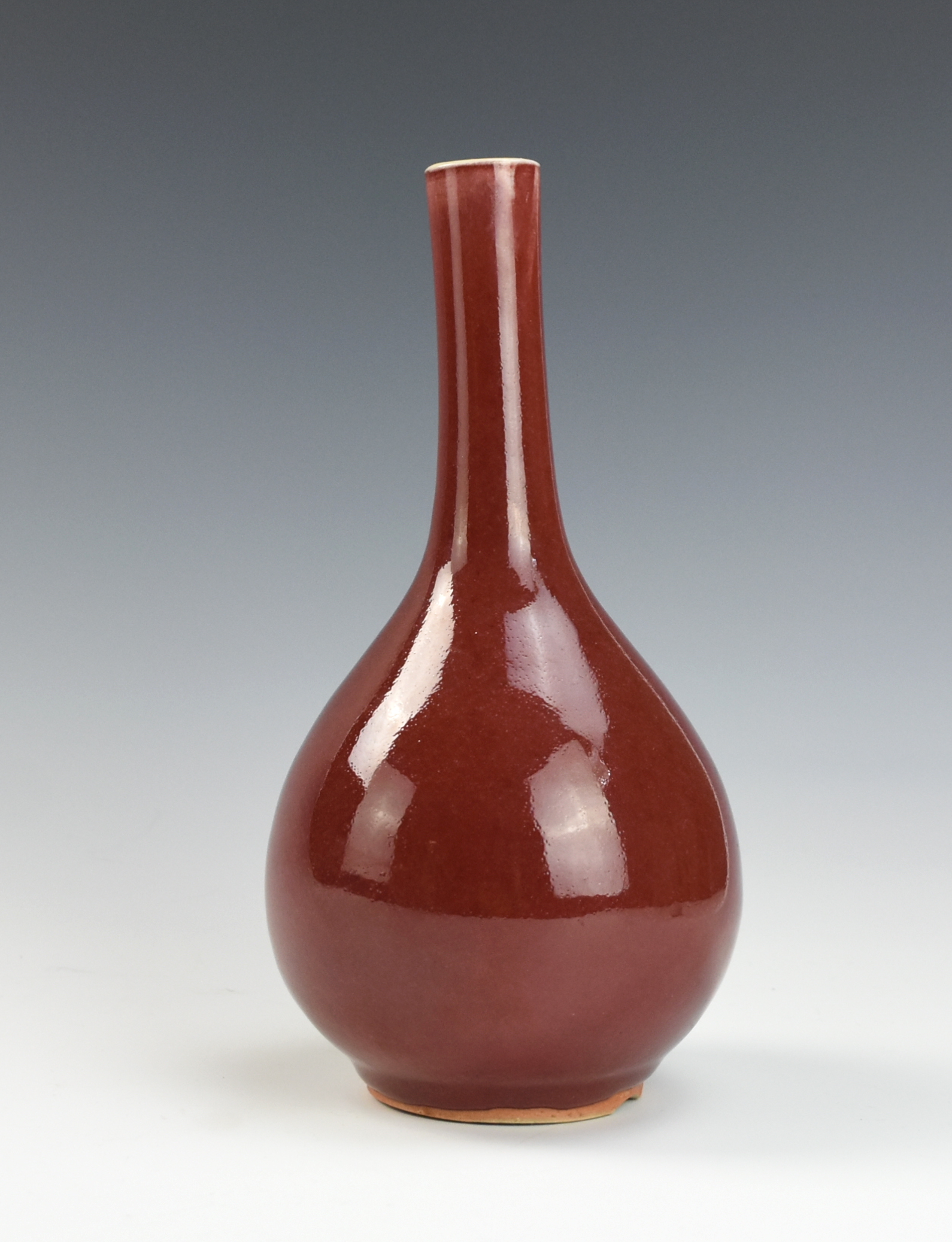 CHINESE RED GLAZED VASE 19TH C  2ced04