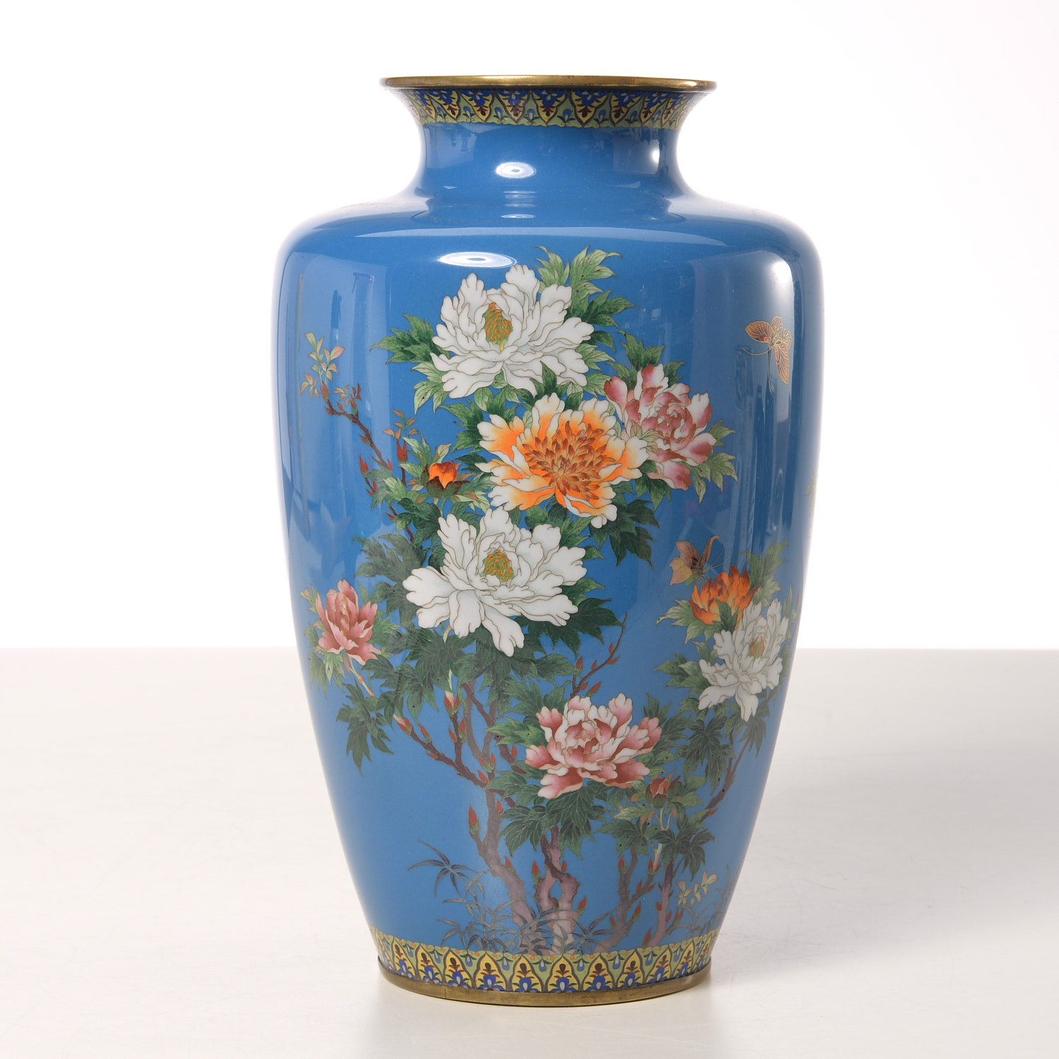 JAPANESE CLOISONNE VASE Early 20th