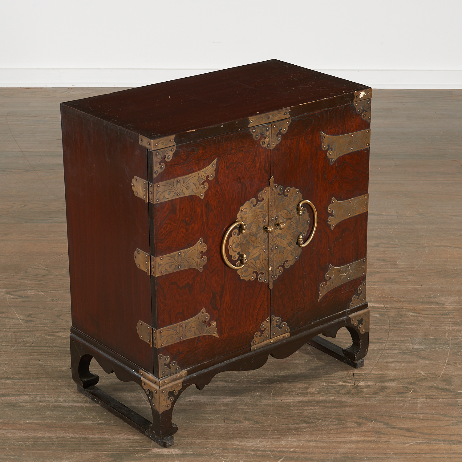 KOREAN BRASS MOUNTED HARDWOOD CHEST 2ced0e