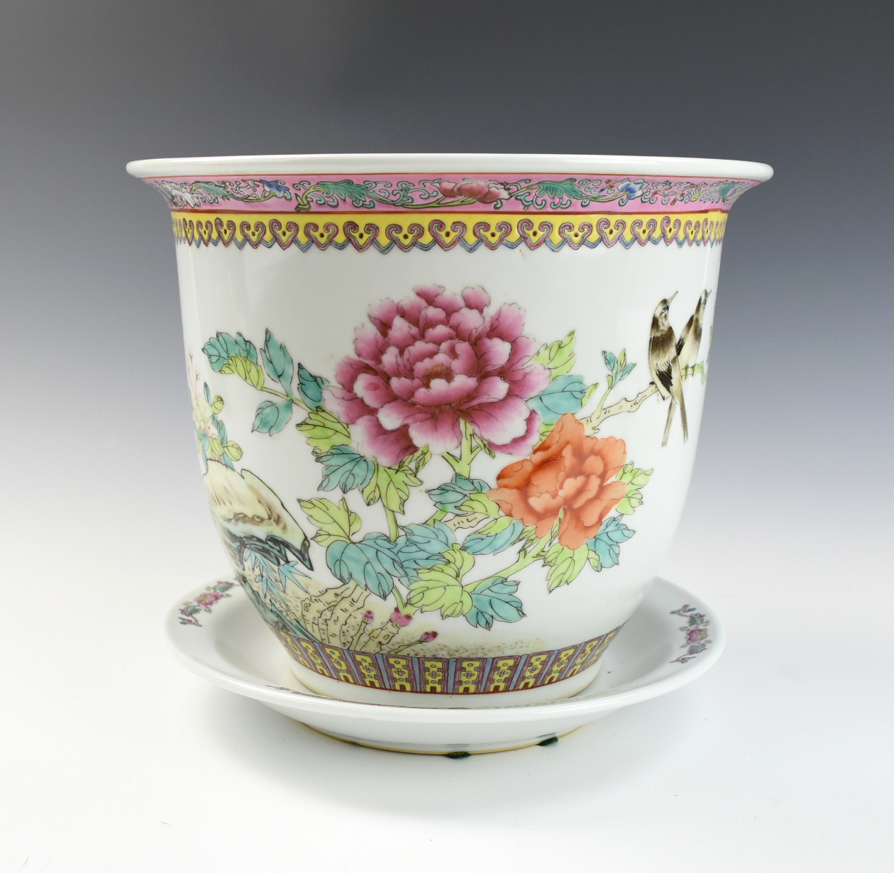 CHINESE FAMILLE ROSE FLOWER BASIN