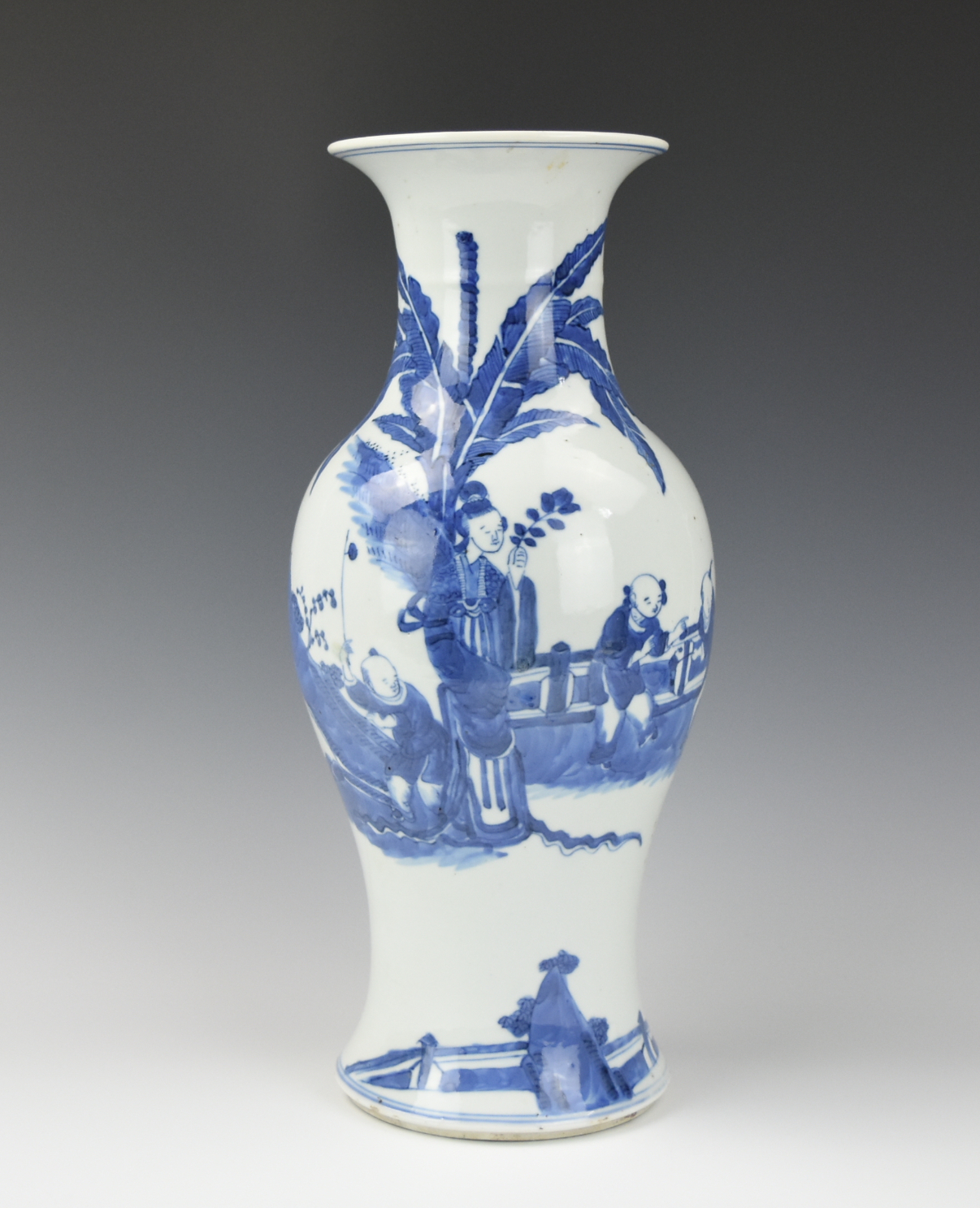 CHINESE BLUE WHITE VASE W FIGURES  2cee7d