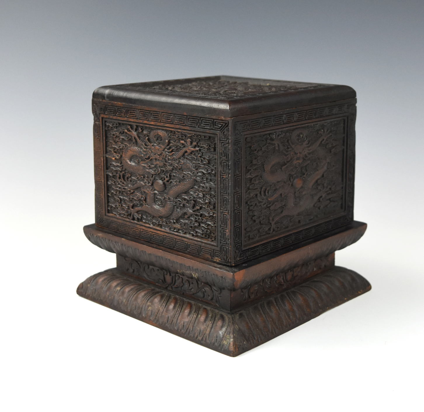 CHINESE ROSEWOOD CARVED SEAL BOX