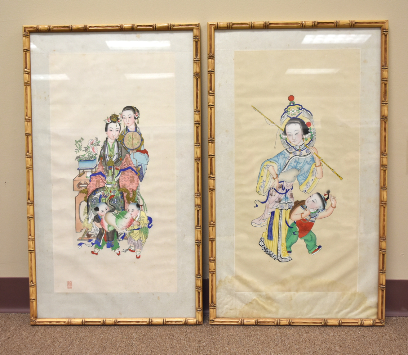 PAIR OF CHINESE PAINTINGS W FIGURES  2cefe1