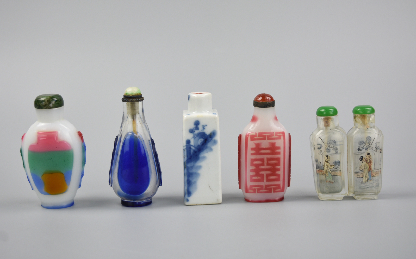 5 CHINESE SNUFF BOTTLE SET, 20TH