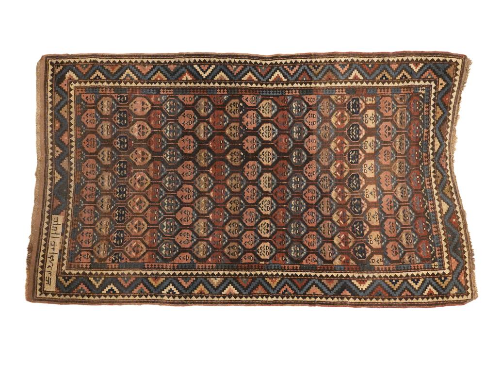 ANTIQUE CAUCASIAN RUGAntique Caucasian