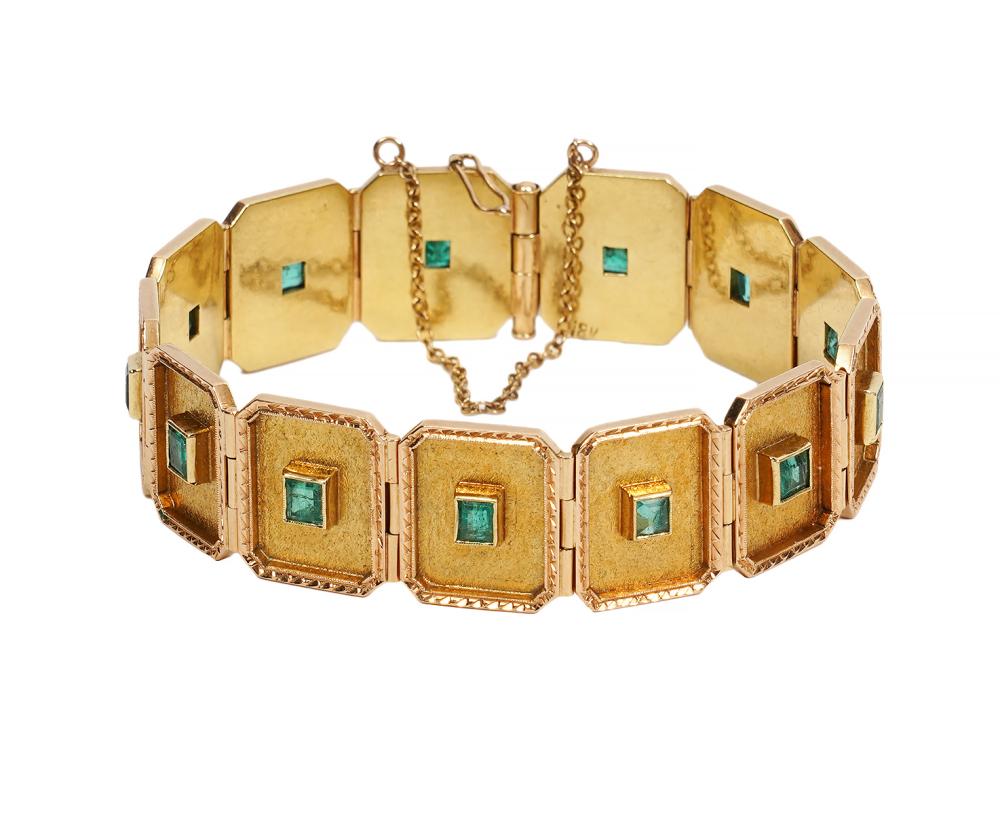 18K YG & EMERALD LINK BRACELETContemporary