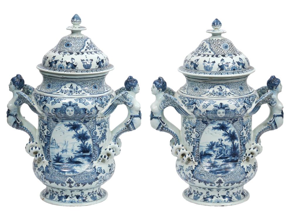 MONUMENTAL PAIR DELFT URNS BY WILLEM 2cf3ff