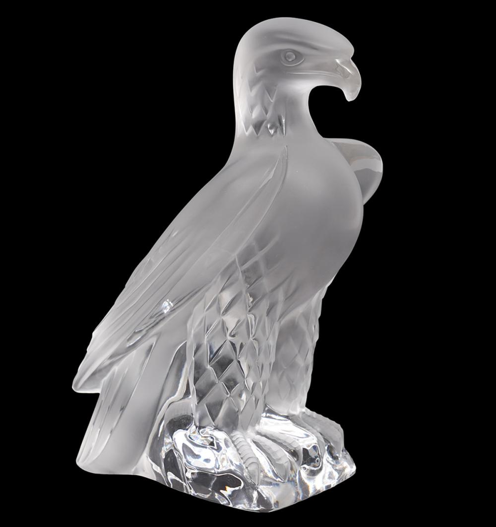 LALIQUE FROSTED CRYSTAL EAGLE FIGURINELalique