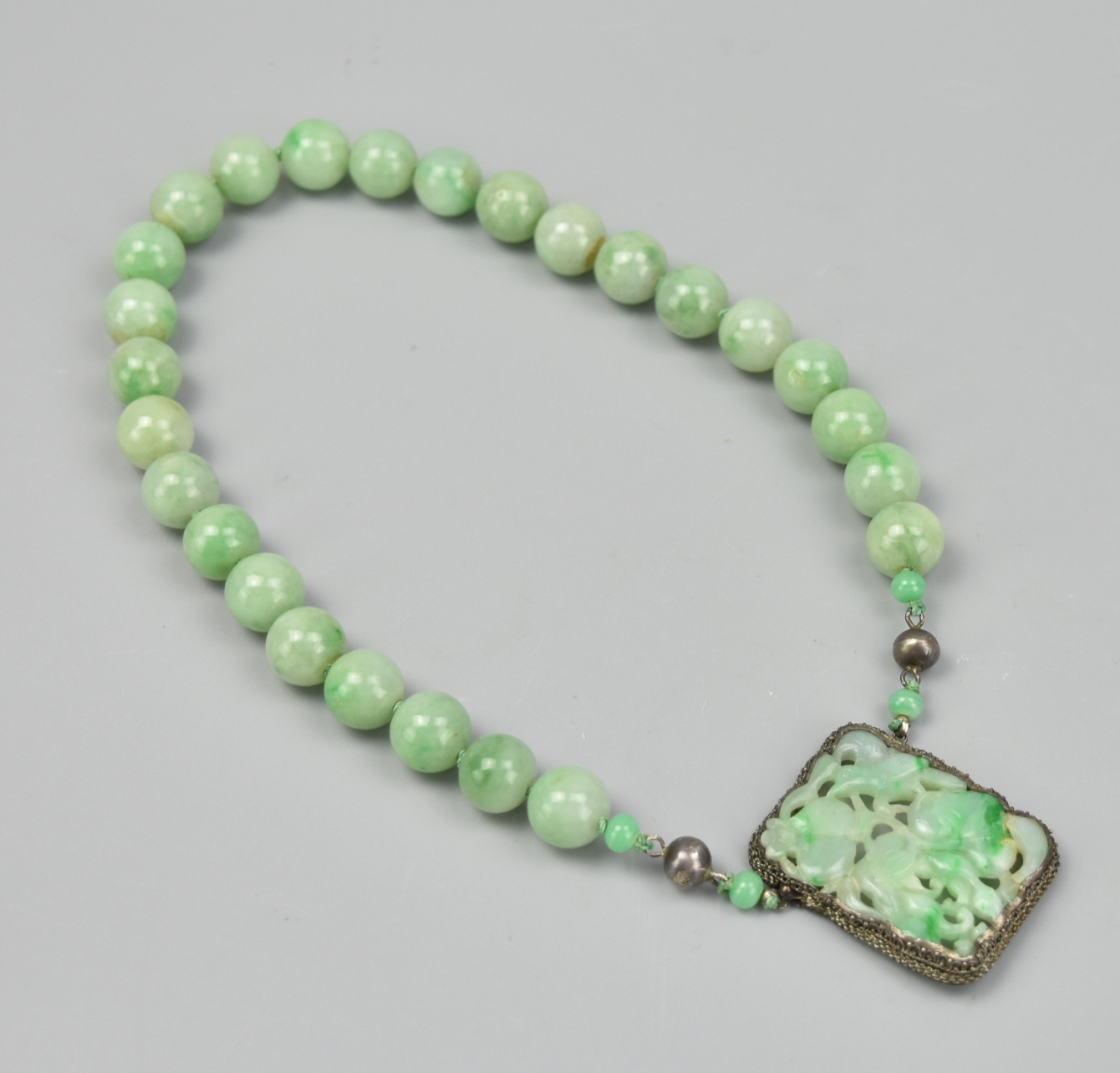 CHINESE BEADED JADEITE SILVER 2cf46e