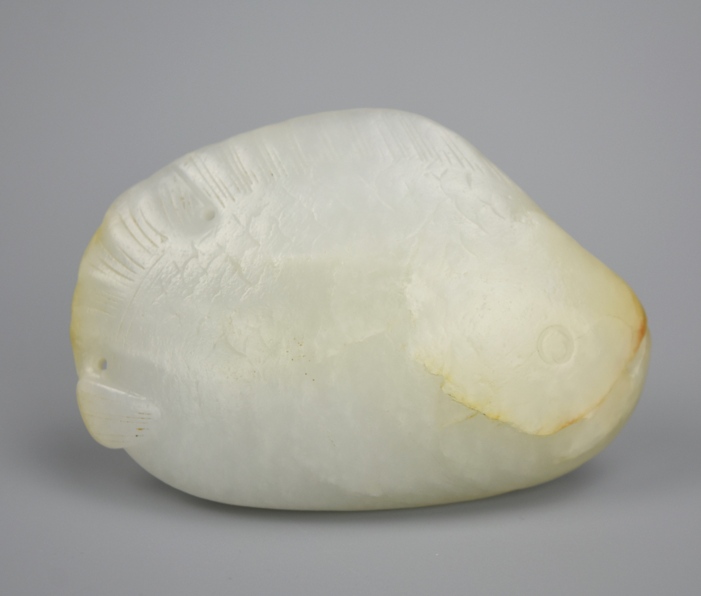 CHINESE HETIAN WHITE JADE FISH 2cf47c