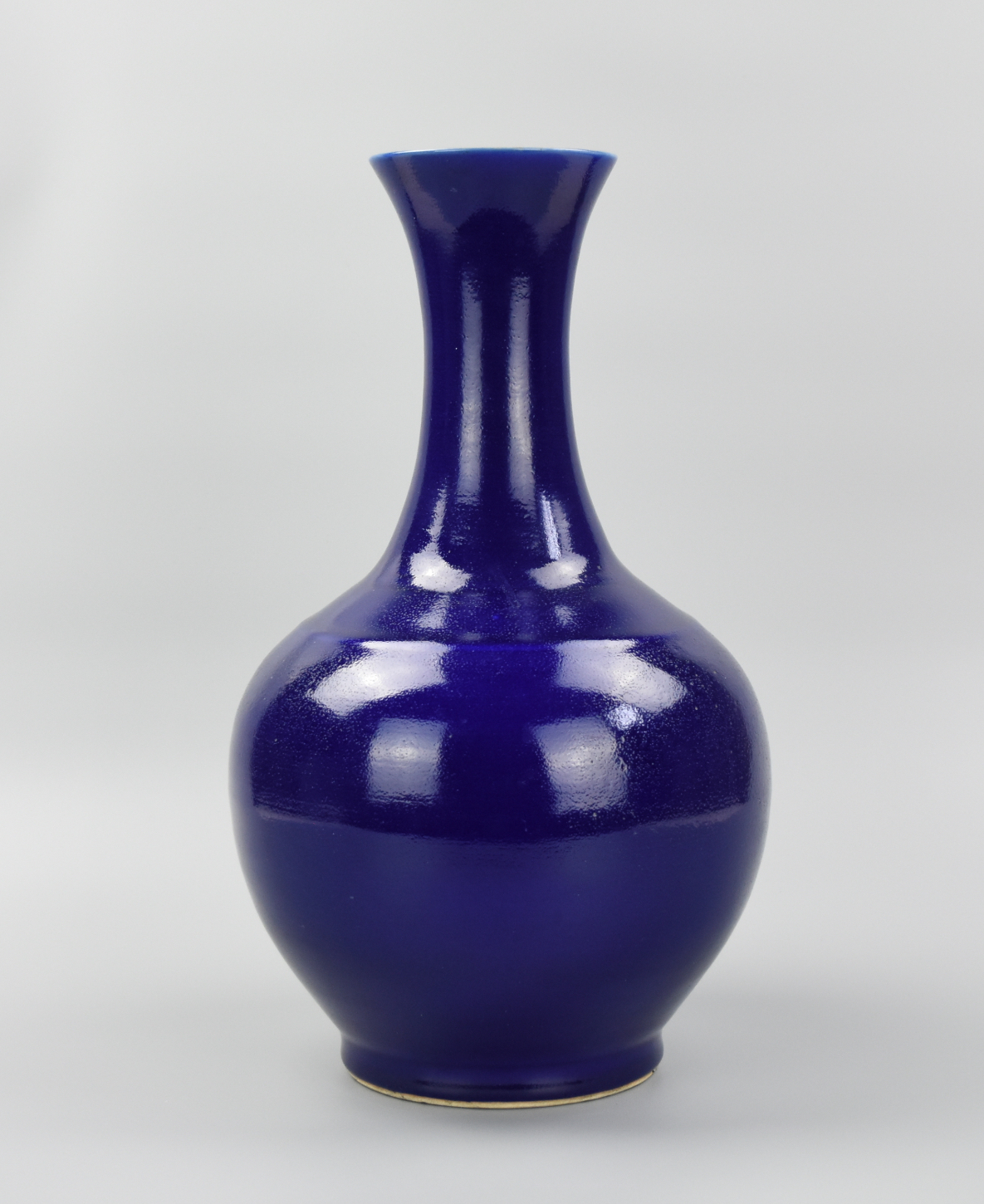 CHINESE PRUSSIAN BLUE GLAZED VASE,18TH