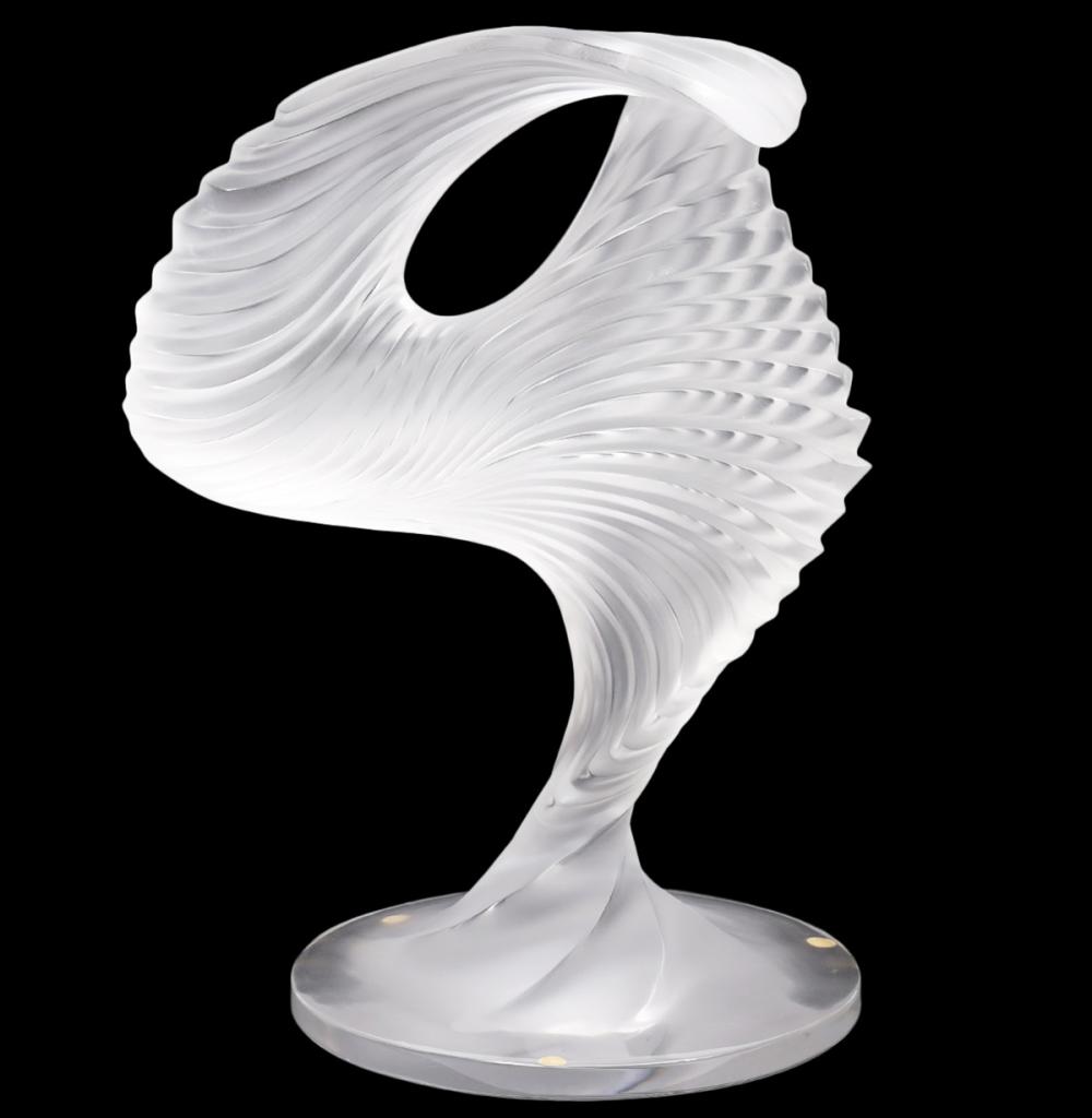 LALIQUE ETCHED CRYSTAL TROPH E 2cf4f3