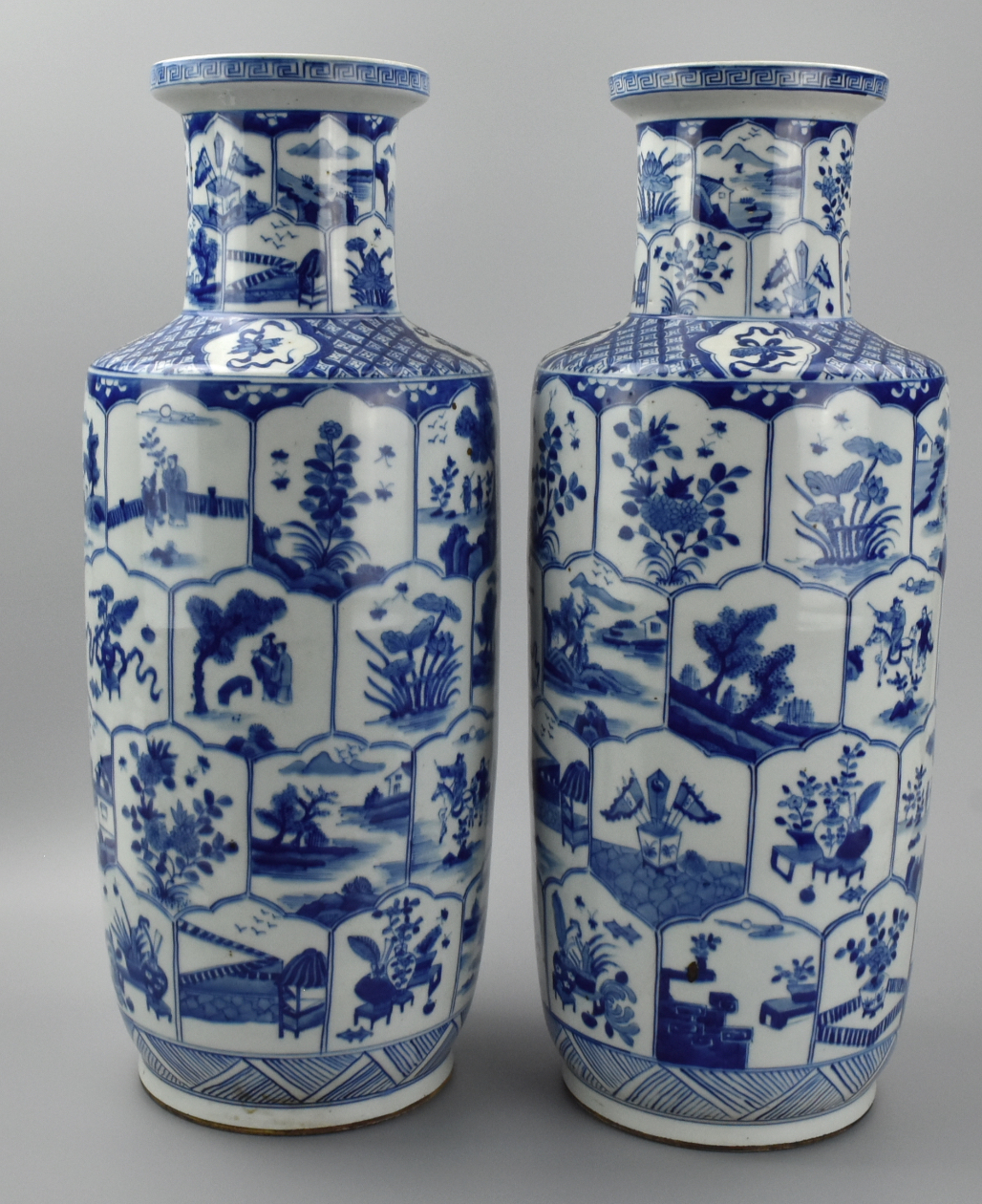 PAIR OF TALL CHINESE BLUE WHITE 2cf5ed