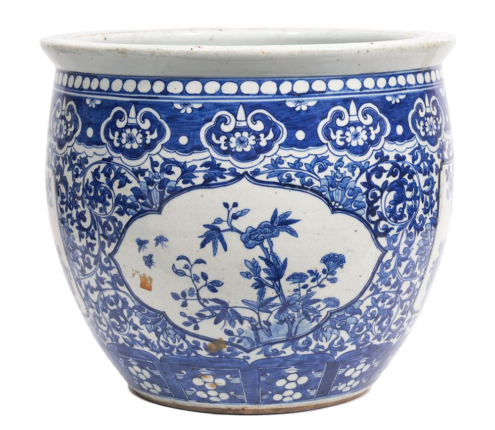 CHINESE LARGE PORCELAIN BLUE &