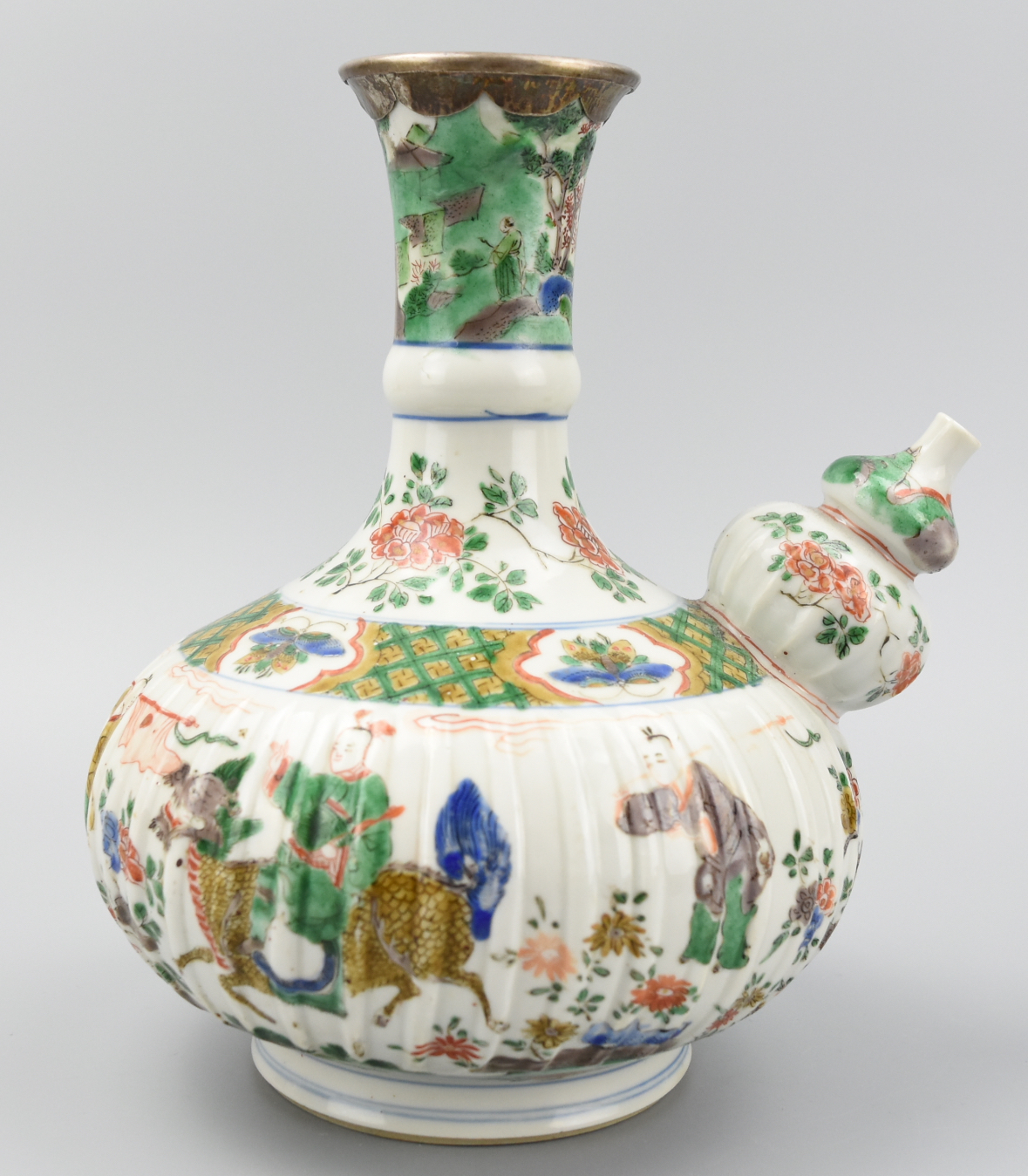 CHINESE FAMILLE VERTE WINE POT