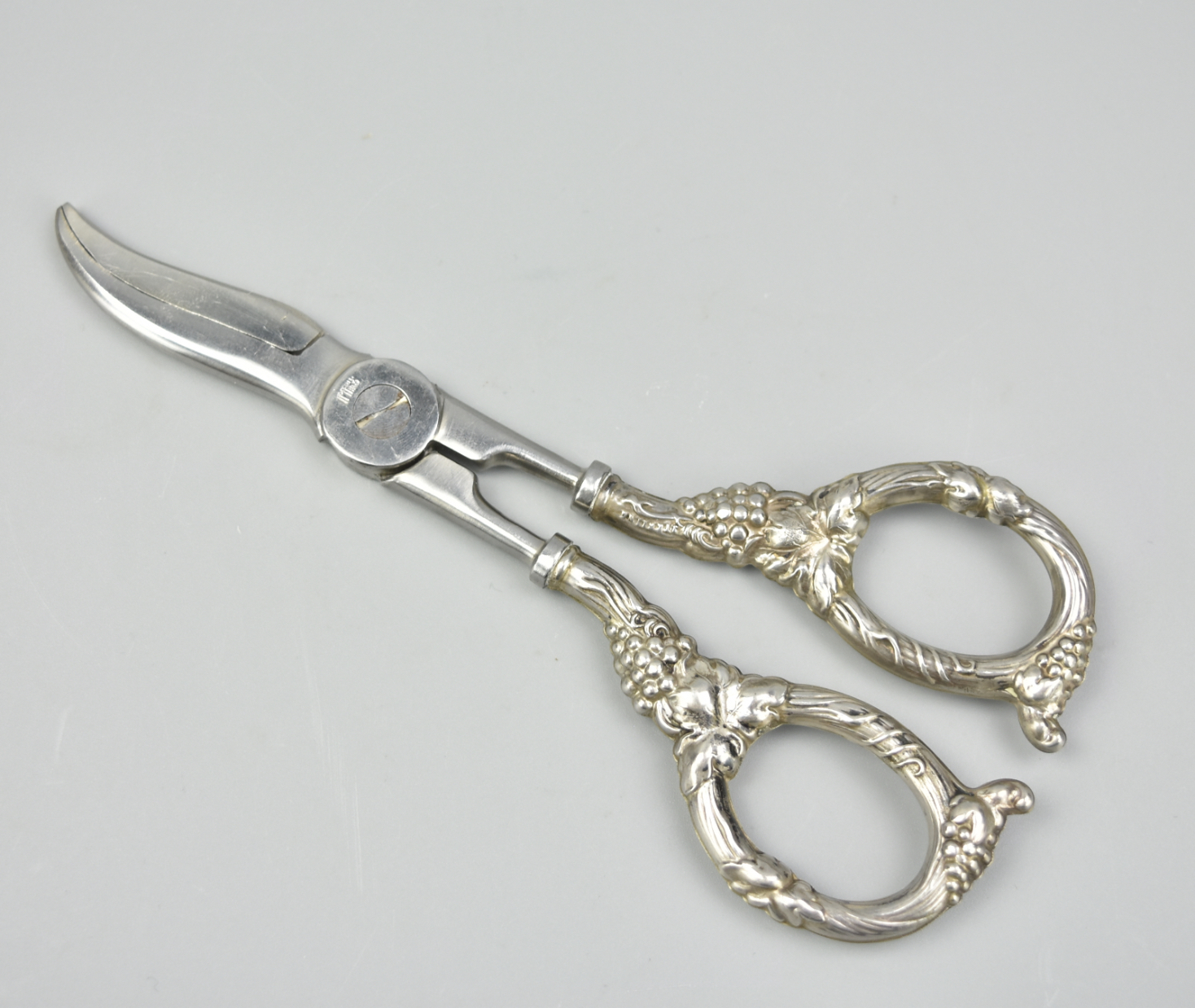 SILVER DINING SCISSORS A set of