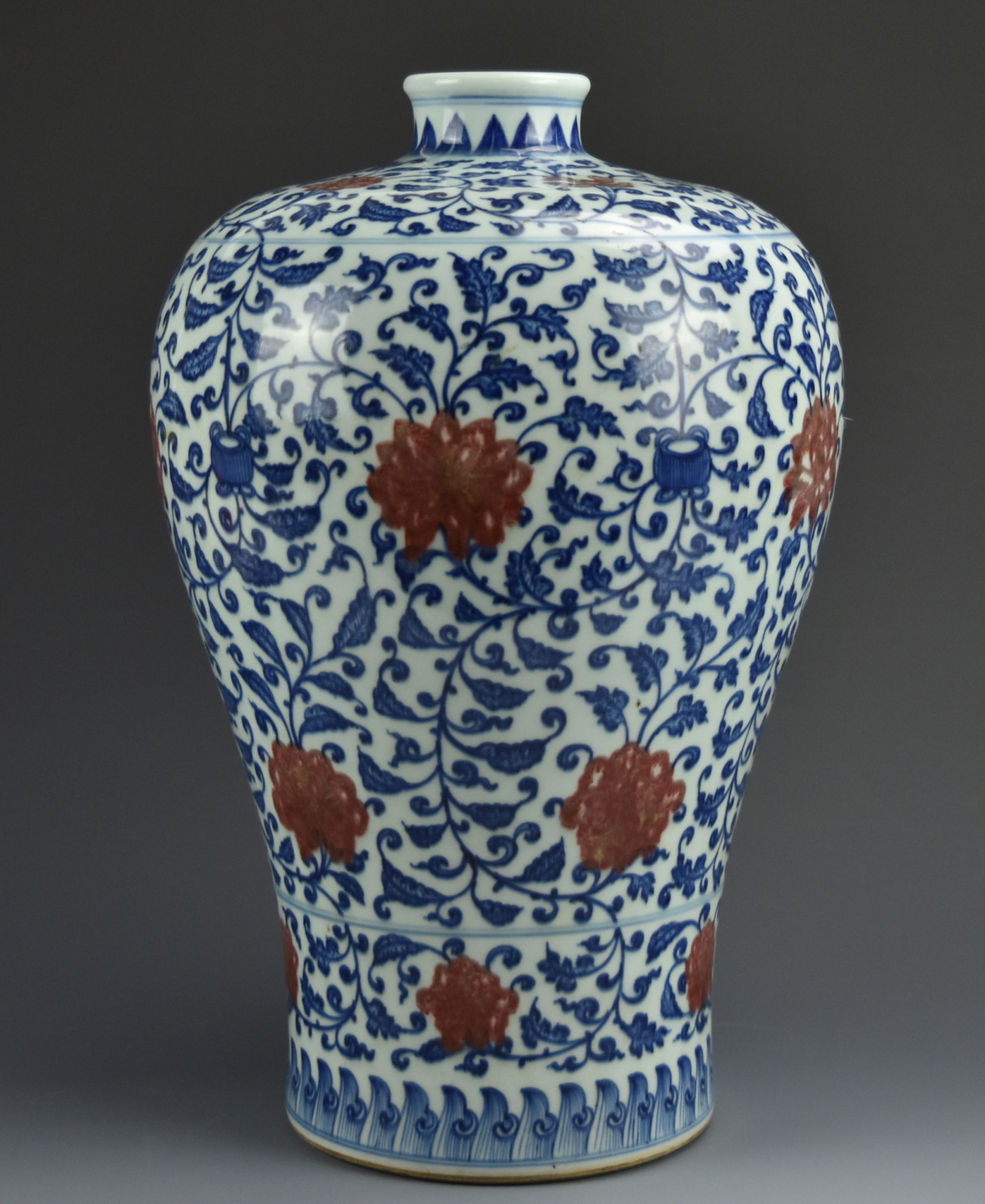 CHINESE BLUE AND COPPER RED MEI VASE,19-20TH