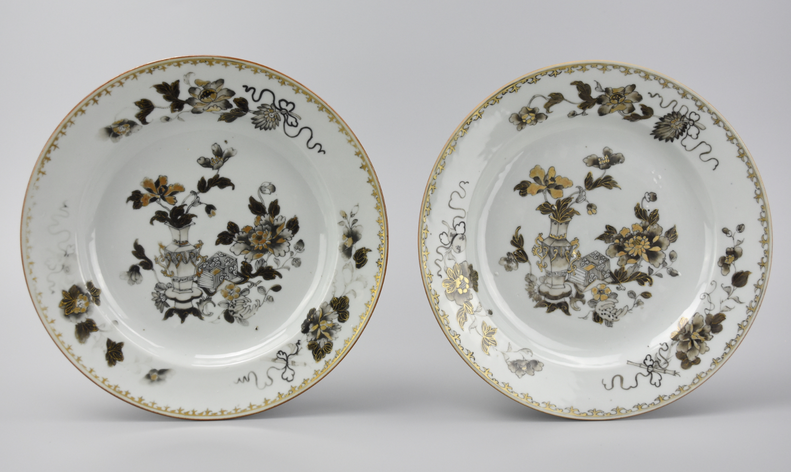 PAIR OF CHINESE GILT & GRISAILLE