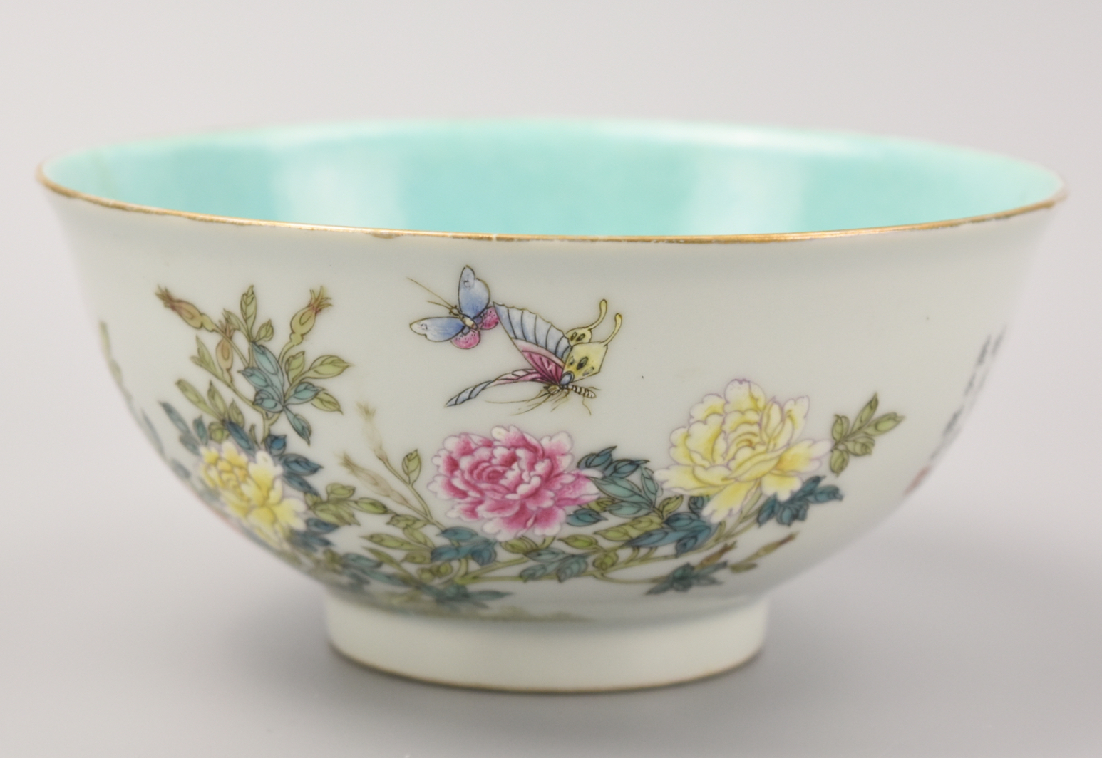 CHINESE FAMILLE ROSE BOWL W FLOWER 20TH 2cf808