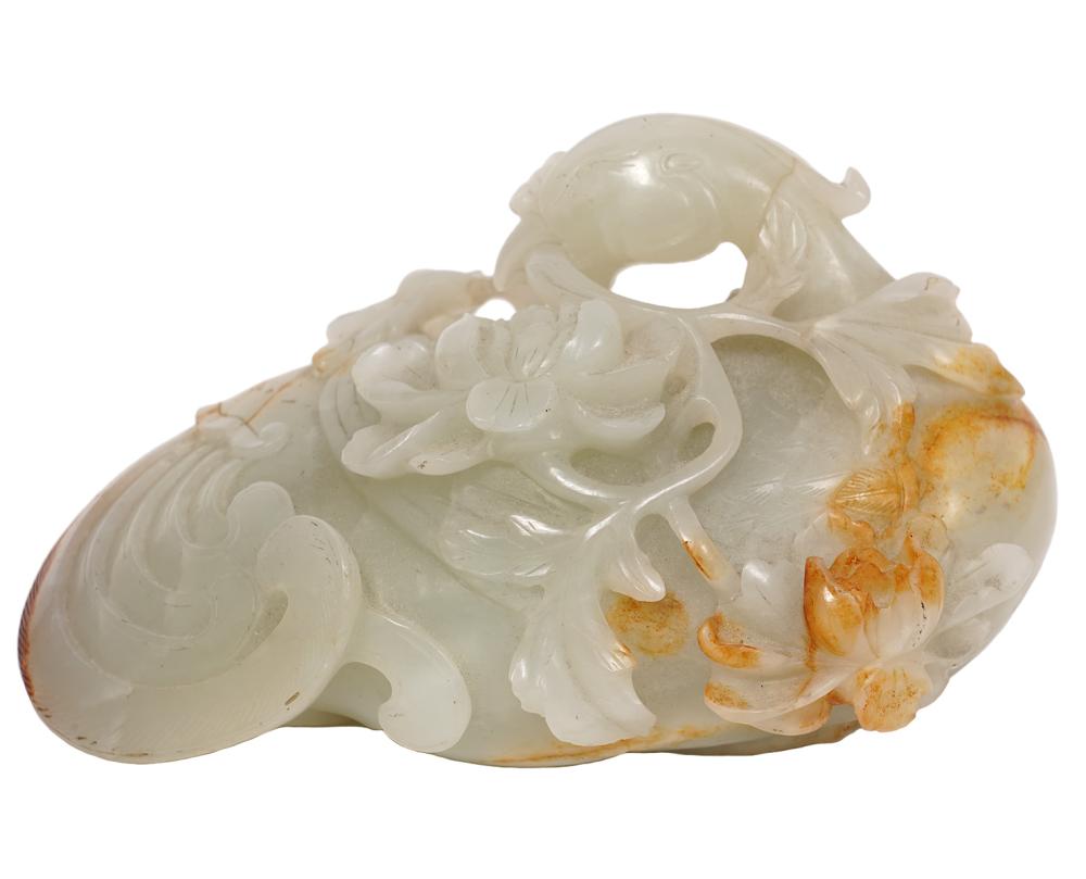 EXCEPTIONAL CHINESE JADE CARVING