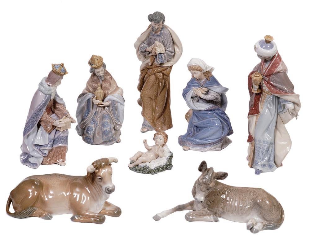 LLADRO 8 PC PORCELAIN NATIVITY 2cffce