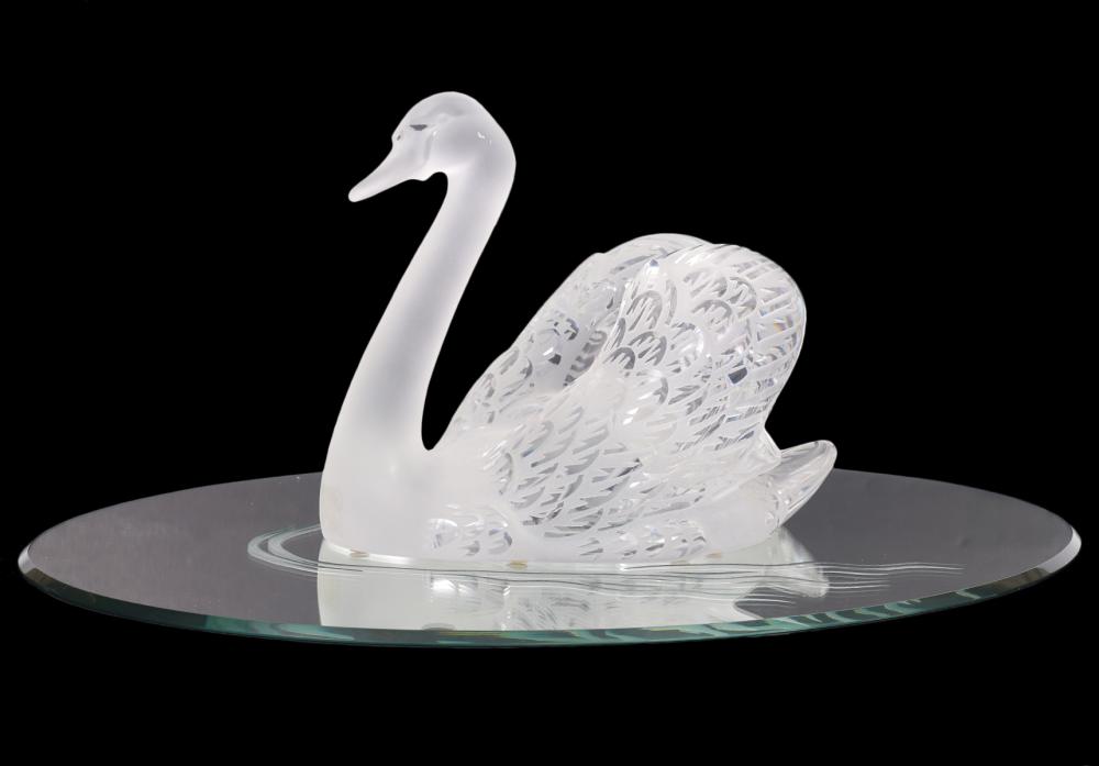 LALIQUE CRYSTAL SWAN ON MIRROR 2d0032