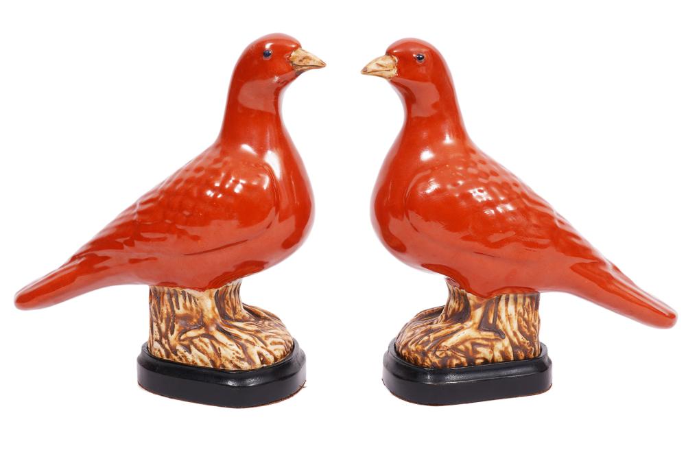 PR CHINESE PAINTED CERAMIC BIRDSPair 2d0065