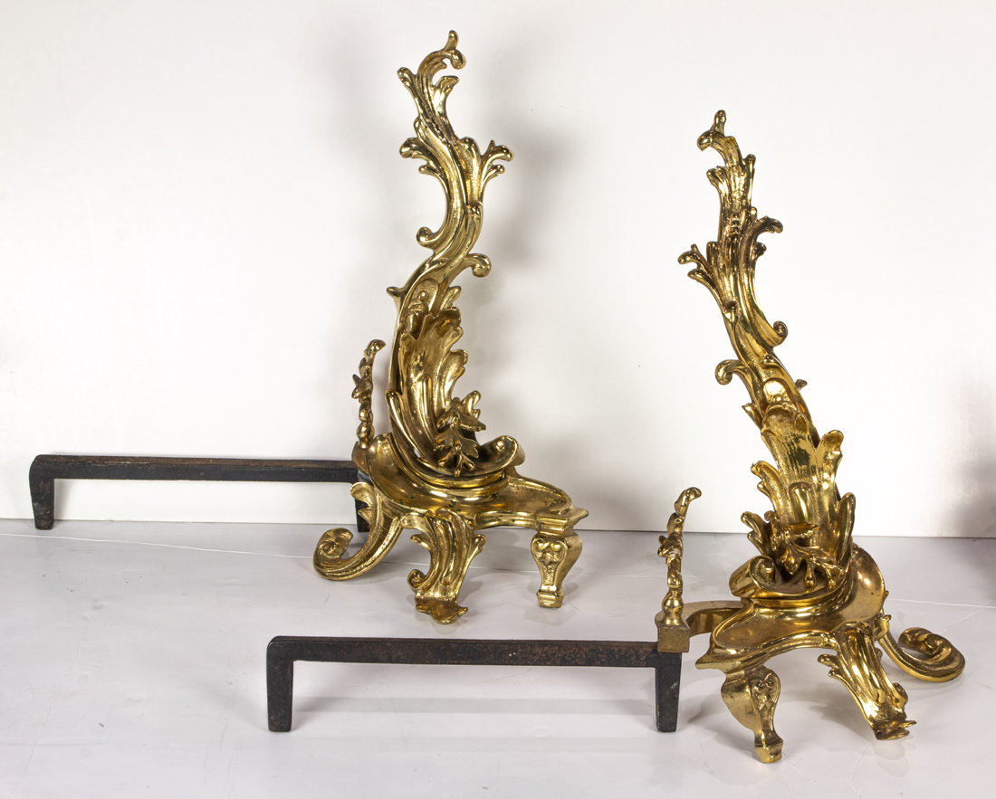 PAIR OF ROCOCO STYLE BRASS CHENETS 2cdd09