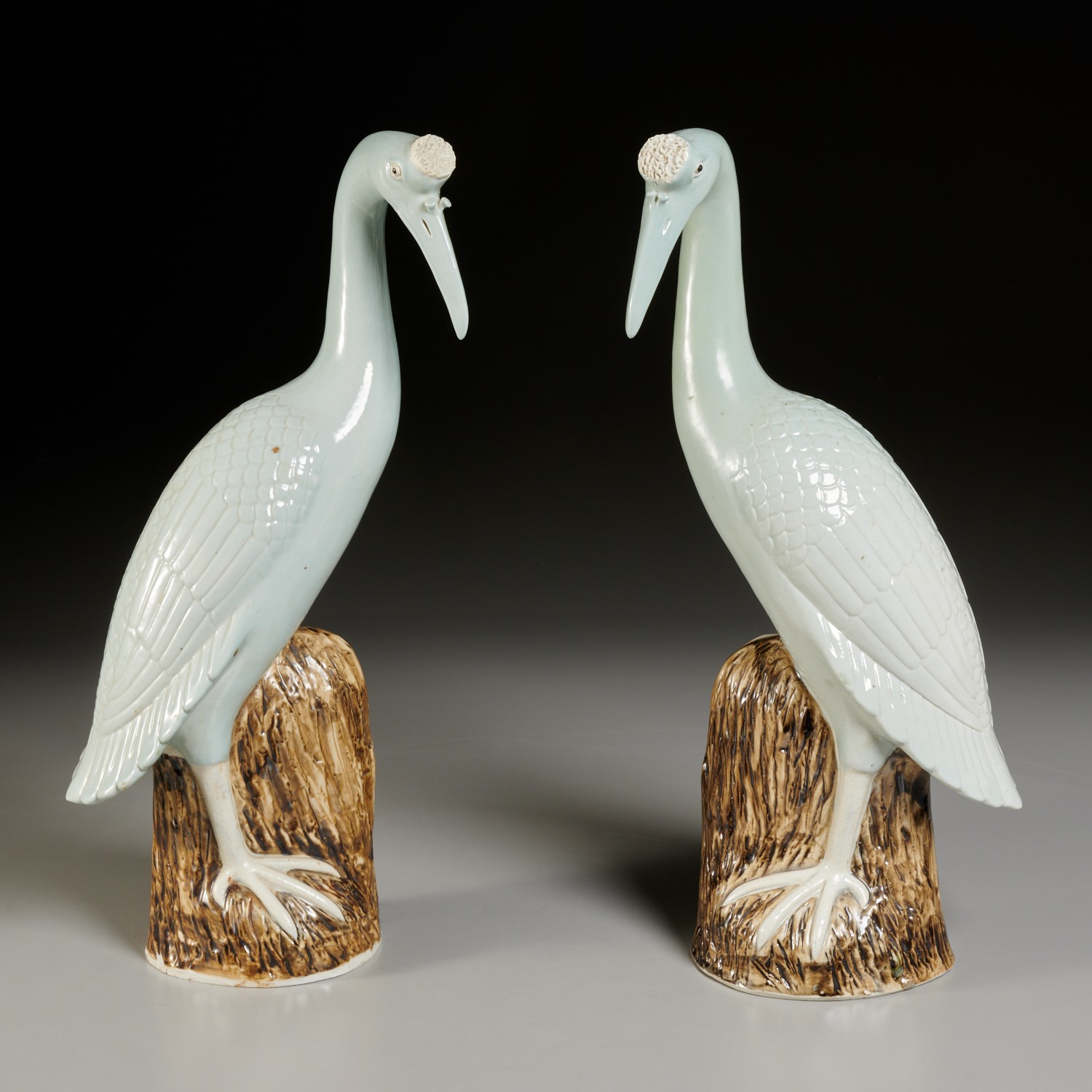 PAIR CHINESE EXPORT PORCELAIN CRANES 2cdebc