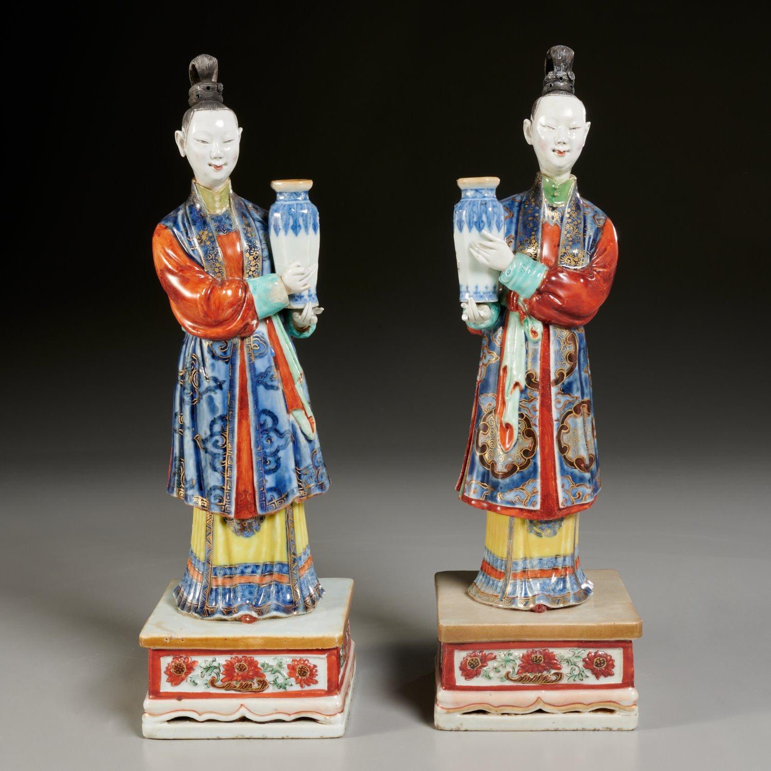 PAIR CHINESE EXPORT PORCELAIN FIGURES 2cdf10
